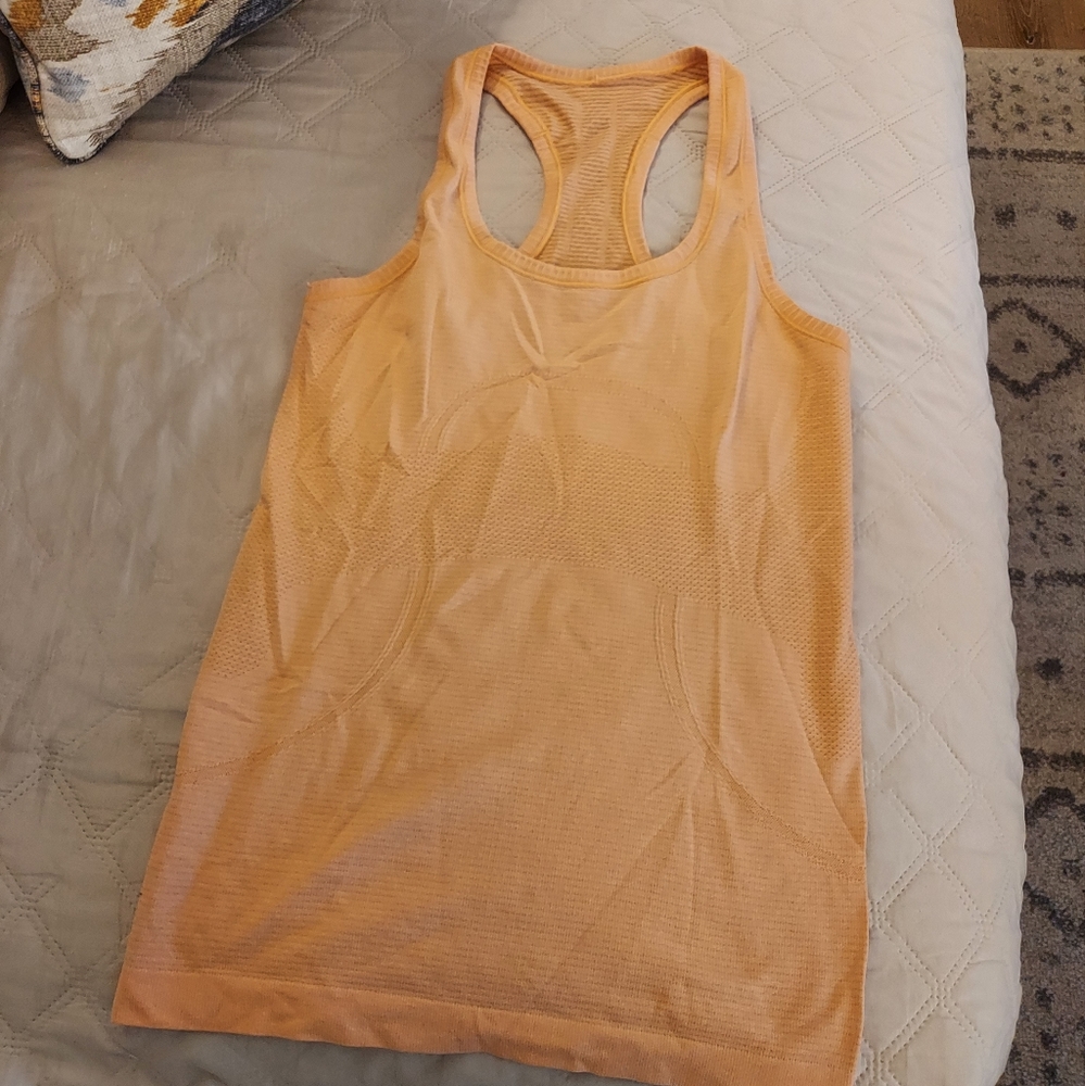 Lululemon yoga tank top